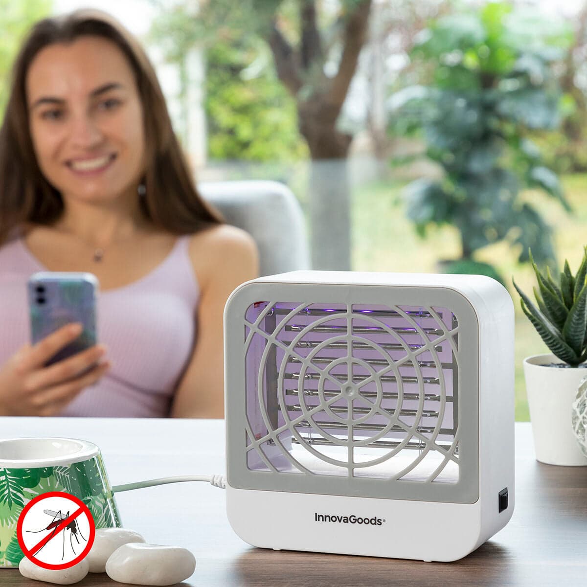 Lampe anti-moustiques avec fixation murale KL Box InnovaGoods