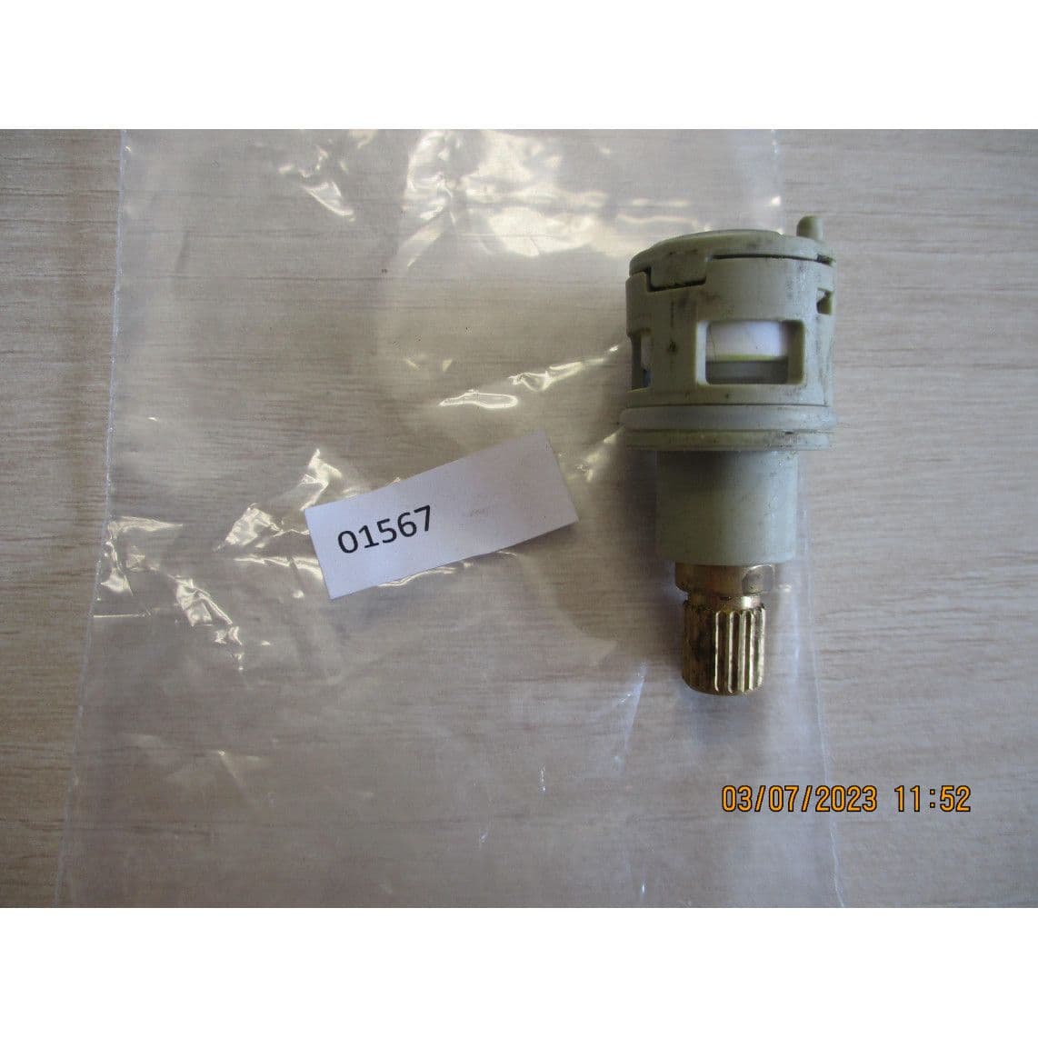 01567 Cartridge, Ø 19 mm, for rotary diverter 00873 vue 1