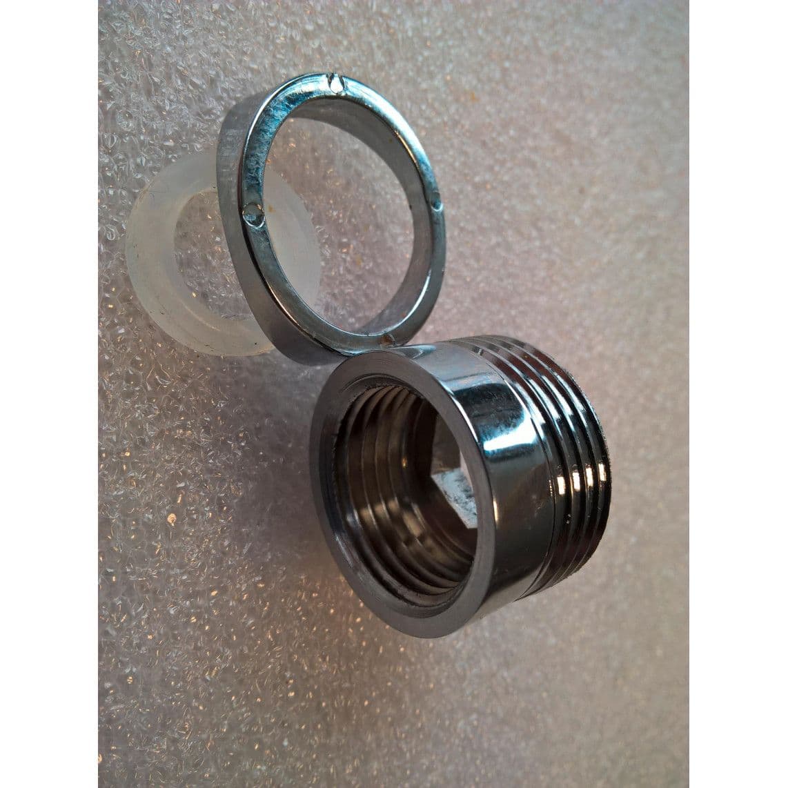 02434 Adapter 3/4"AG naar 1/2"IG, bijv. voor 00690 vue 1