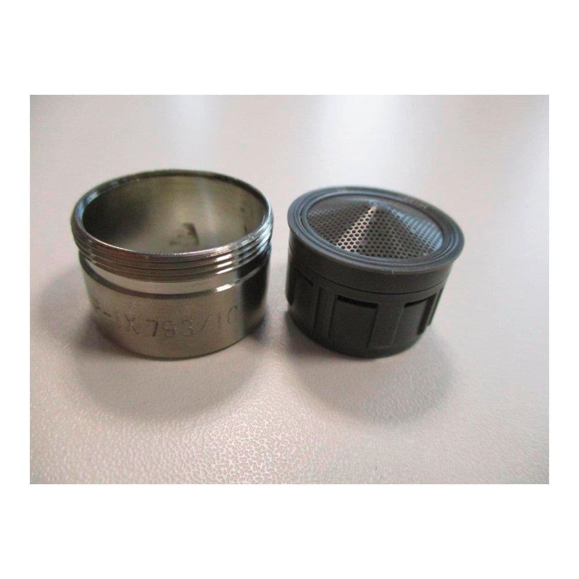 01068 Aerator with housing, stainless steel brushed, M28x1 male, e.g. for 5870108 vue 1