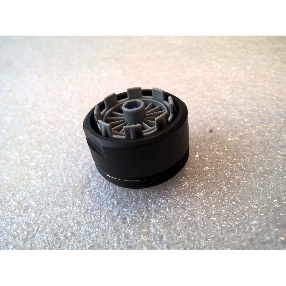 1202635 Dripless jetbreaker with housing, black matt, M24x1 male vue 1