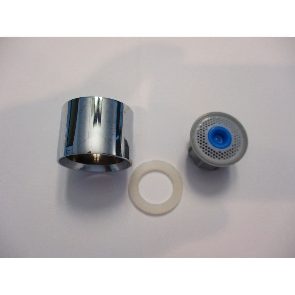 02356 Aérateur anti-goutte avec boîtier, chromé, filetage M22x1, par ex. pour 79119 vue 1